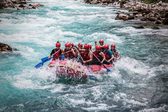 Campeggio e rafting