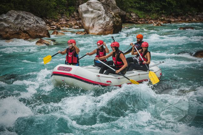 Rafting și hiking