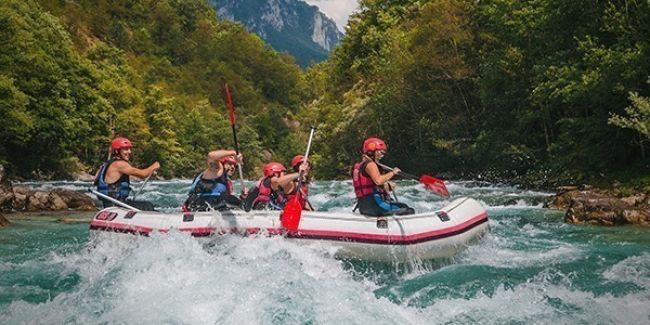 Trei zile de rafting