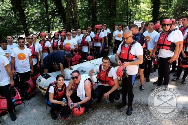 rafting tara jesenji team building