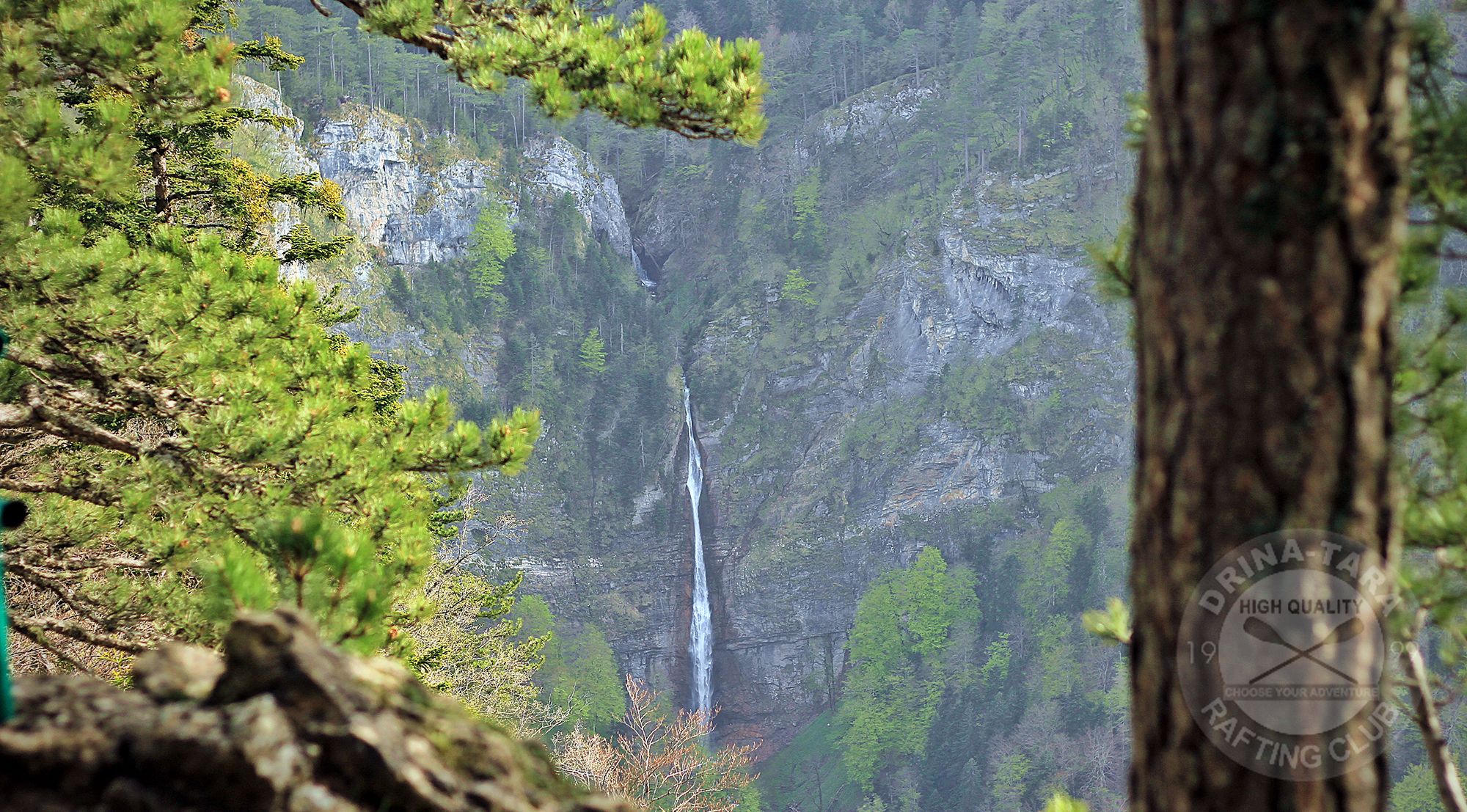 Skakavac Waterfall